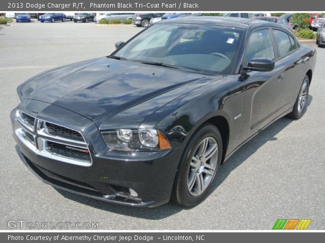 2013 Dodge Charger R/T in Phantom Black Tri-Coat Pearl