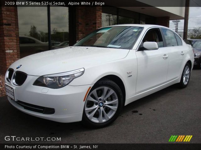 2009 BMW 5 Series 535xi Sedan in Alpine White