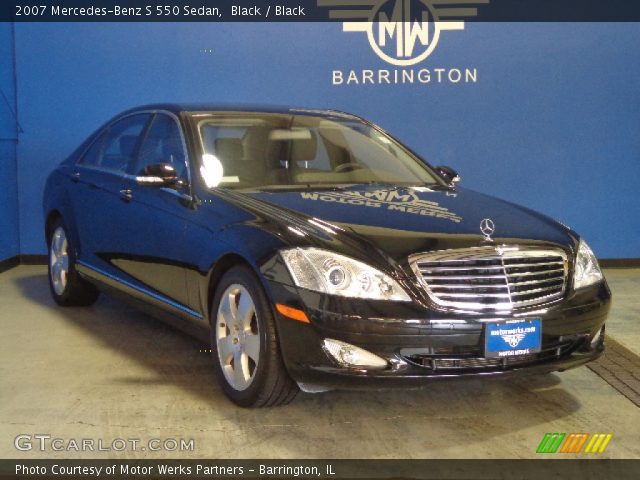 2007 Mercedes-Benz S 550 Sedan in Black