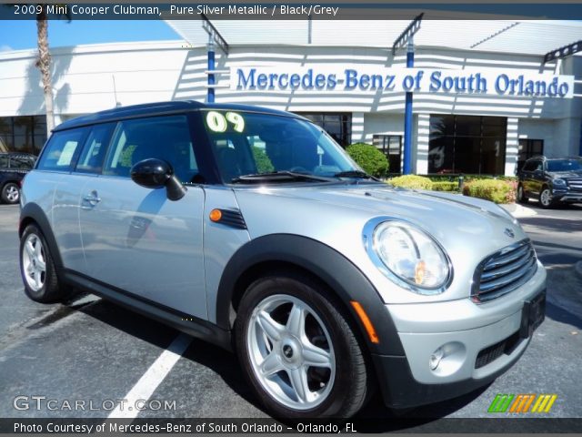 2009 Mini Cooper Clubman in Pure Silver Metallic