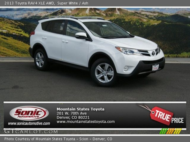 2013 Toyota RAV4 XLE AWD in Super White