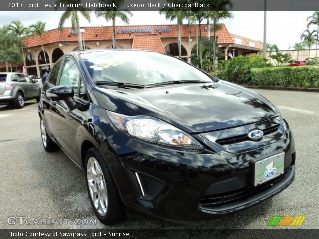 2013 Ford Fiesta Titanium Hatchback in Tuxedo Black