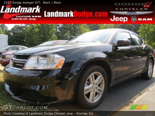 2012 Dodge Avenger SXT in Black