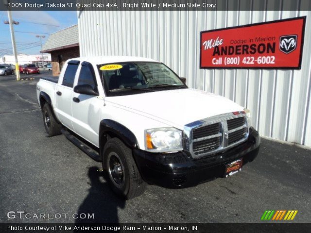 2005 Dodge Dakota ST Quad Cab 4x4 in Bright White