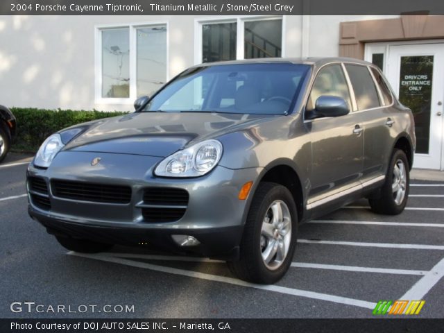 2004 Porsche Cayenne Tiptronic in Titanium Metallic