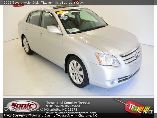 2006 Toyota Avalon XLS in Titanium Metallic