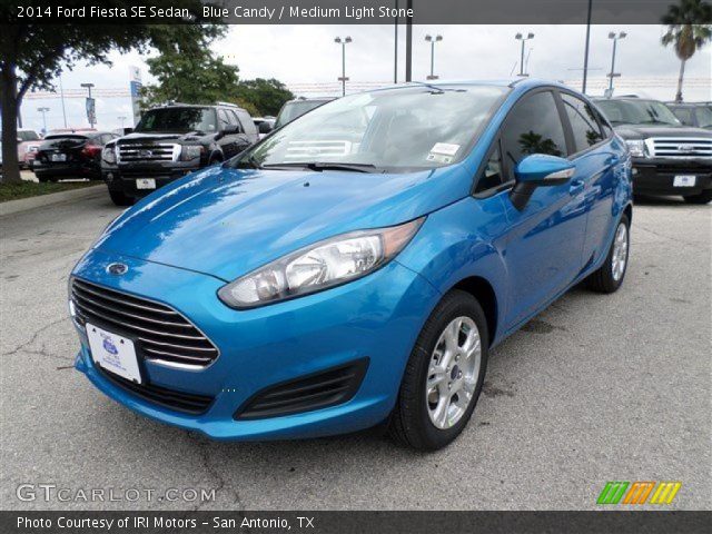 2014 Ford Fiesta SE Sedan in Blue Candy