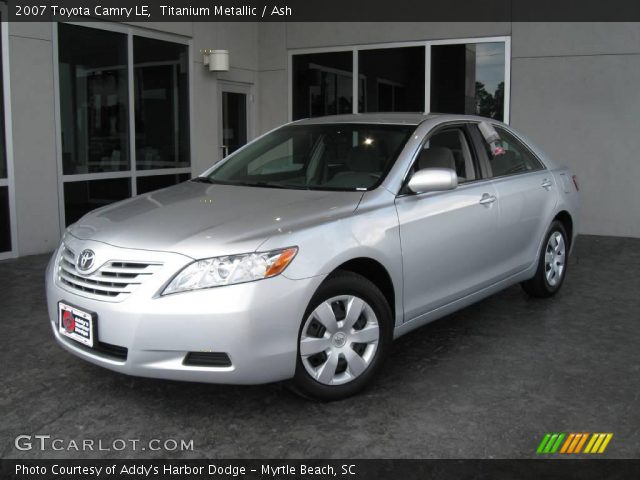 2007 Toyota Camry LE in Titanium Metallic