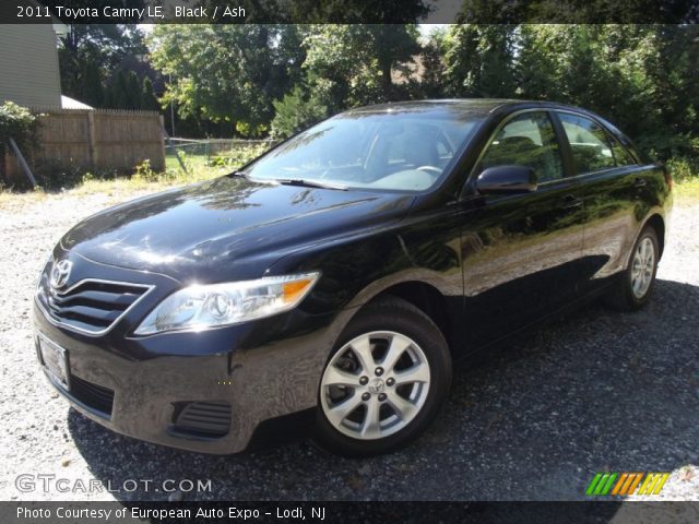 2011 Toyota Camry LE in Black