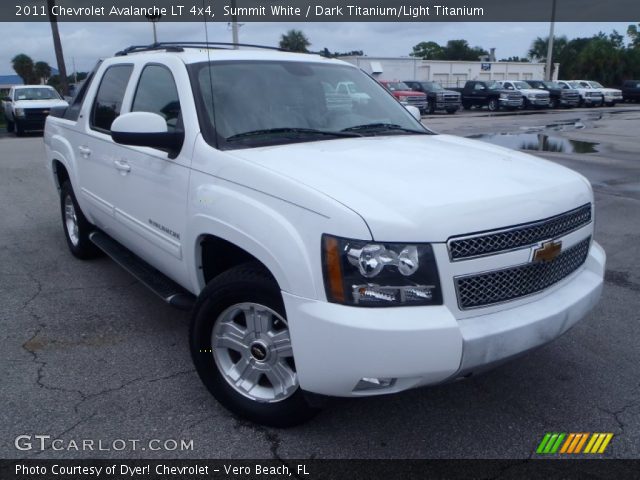 2011 Chevrolet Avalanche LT 4x4 in Summit White
