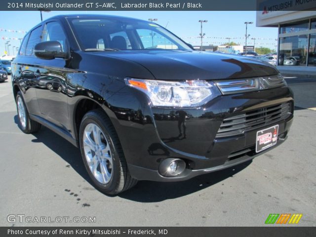 2014 Mitsubishi Outlander GT S-AWC in Labrador Black Pearl