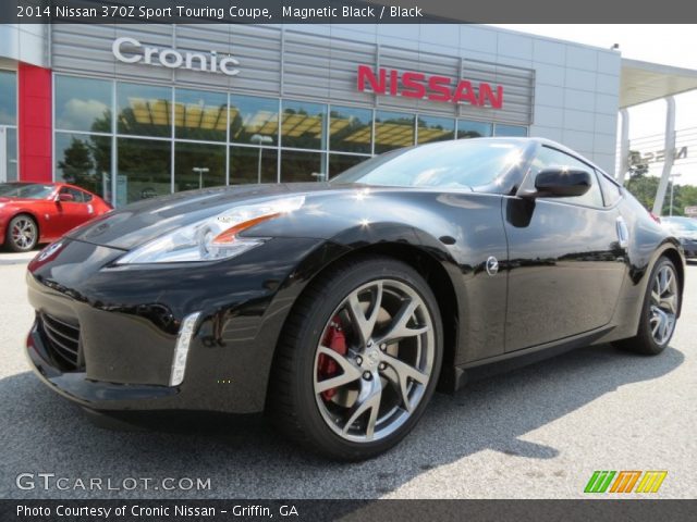 2014 Nissan 370Z Sport Touring Coupe in Magnetic Black