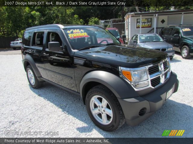 2007 Dodge Nitro SXT 4x4 in Black