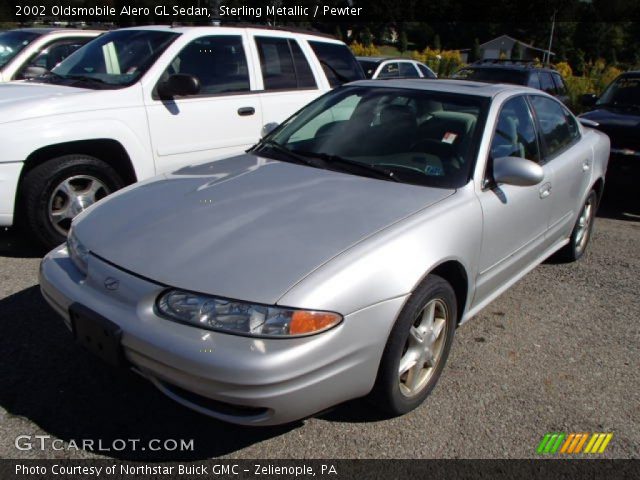 2002 Oldsmobile Alero GL Sedan in Sterling Metallic