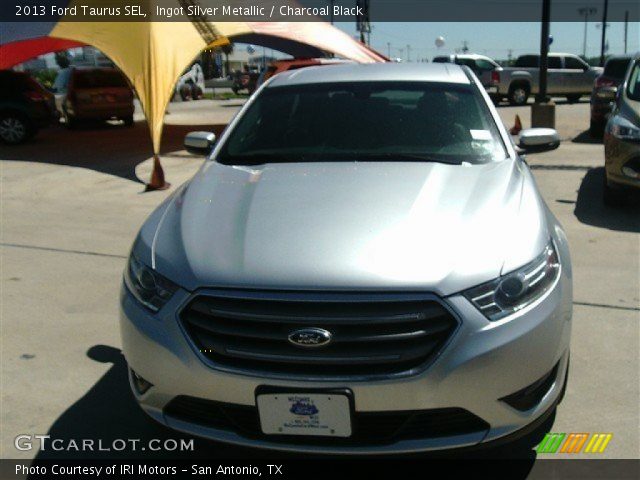2013 Ford Taurus SEL in Ingot Silver Metallic