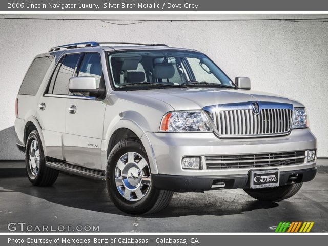 2006 Lincoln Navigator Luxury in Silver Birch Metallic