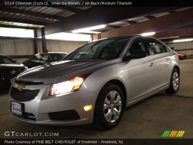 2014 Chevrolet Cruze LS in Silver Ice Metallic