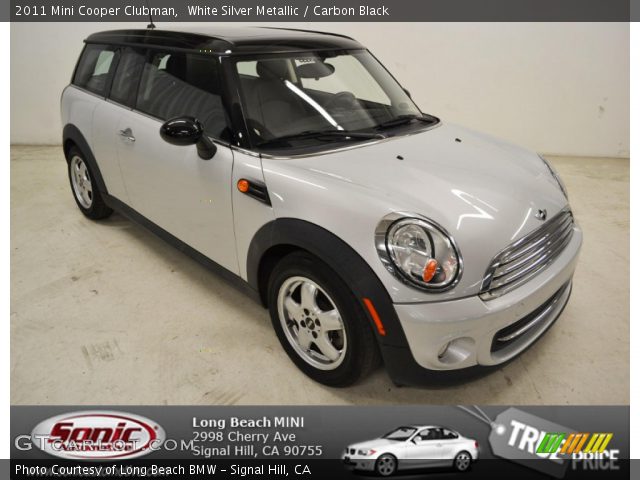2011 Mini Cooper Clubman in White Silver Metallic