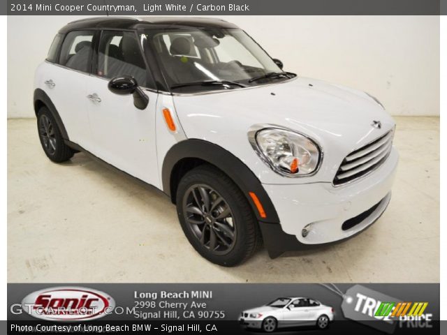 2014 Mini Cooper Countryman in Light White
