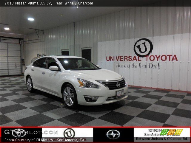 2013 Nissan Altima 3.5 SV in Pearl White