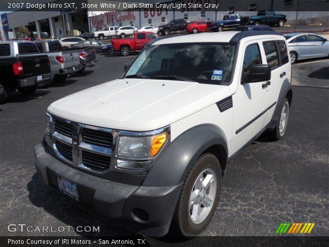 2007 Dodge Nitro SXT in Stone White