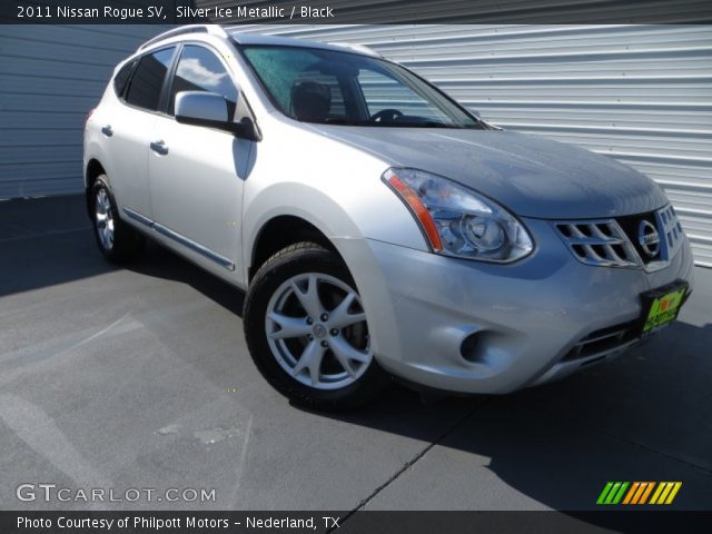 2011 Nissan Rogue SV in Silver Ice Metallic