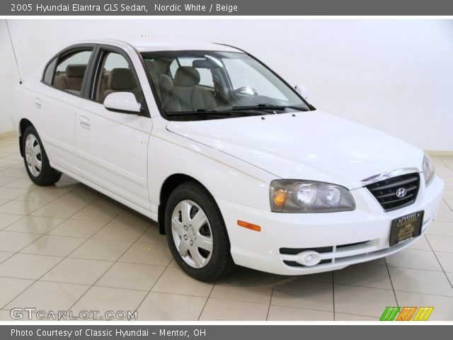 2005 Hyundai Elantra GLS Sedan in Nordic White