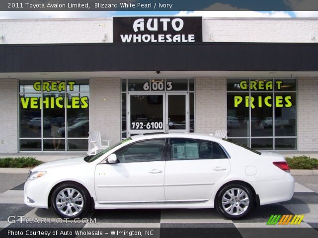 2011 Toyota Avalon Limited in Blizzard White Pearl