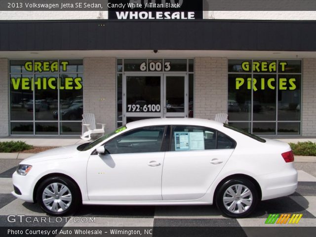 2013 Volkswagen Jetta SE Sedan in Candy White