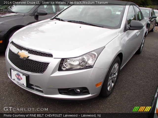2014 Chevrolet Cruze LS in Silver Ice Metallic