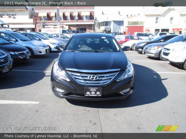 2011 Hyundai Sonata SE in Midnight Black