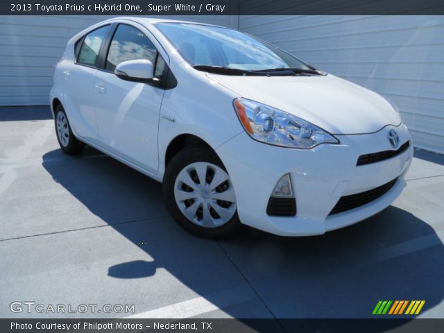 2013 Toyota Prius c Hybrid One in Super White