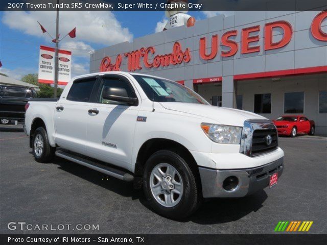2007 Toyota Tundra SR5 CrewMax in Super White