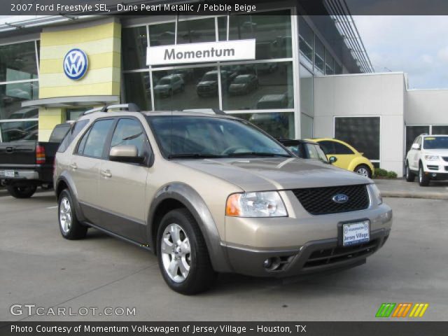 2007 Ford Freestyle SEL in Dune Pearl Metallic