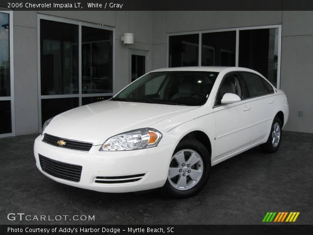 2006 Chevrolet Impala LT in White
