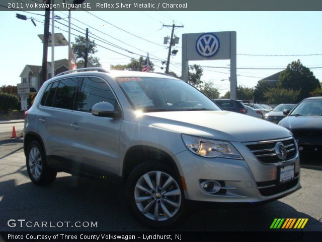 2011 Volkswagen Tiguan SE in Reflex Silver Metallic