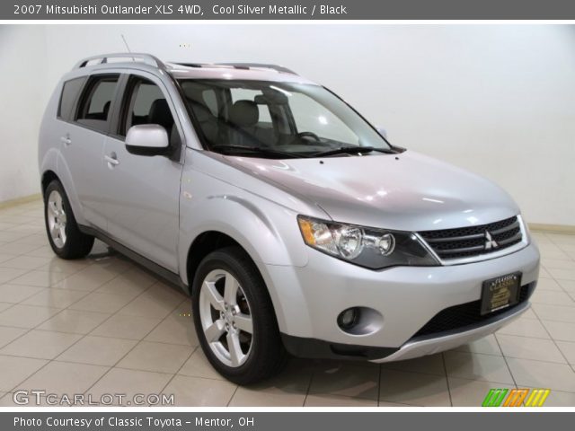 2007 Mitsubishi Outlander XLS 4WD in Cool Silver Metallic