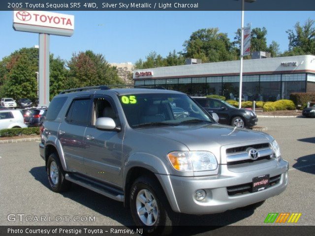 2005 Toyota Sequoia SR5 4WD in Silver Sky Metallic