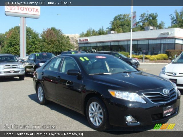 2011 Toyota Camry XLE in Black