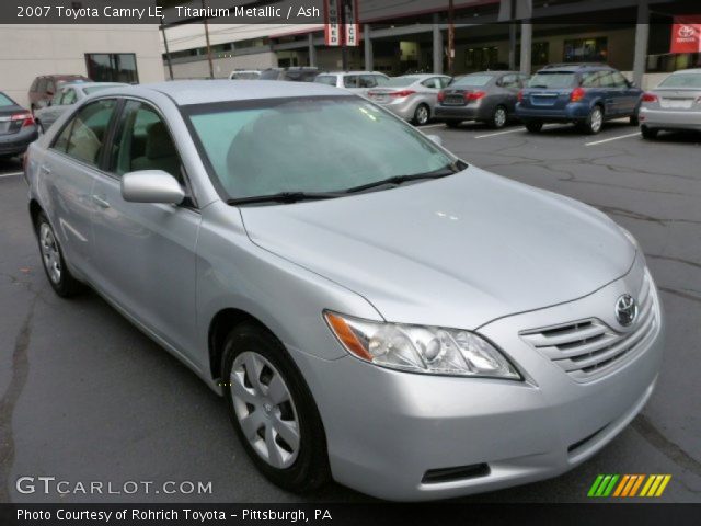 2007 Toyota Camry LE in Titanium Metallic