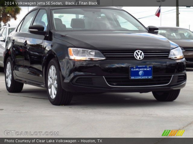 2014 Volkswagen Jetta SE Sedan in Black