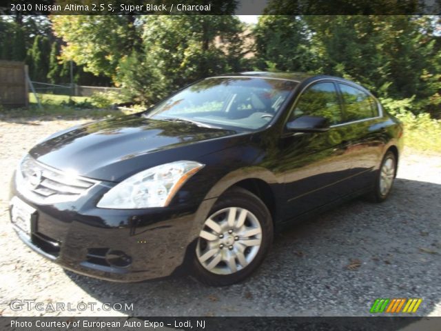 2010 Nissan Altima 2.5 S in Super Black