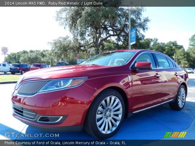2014 Lincoln MKS FWD in Ruby Red Metallic