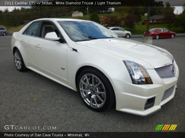 2011 Cadillac CTS -V Sedan in White Diamond Tricoat