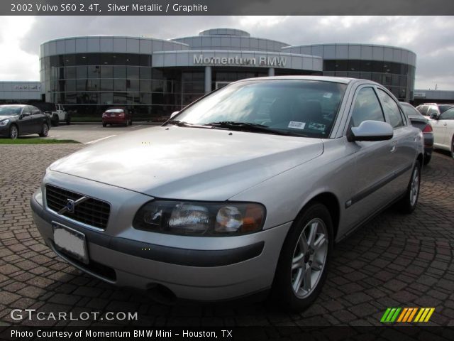 2002 Volvo S60 2.4T in Silver Metallic