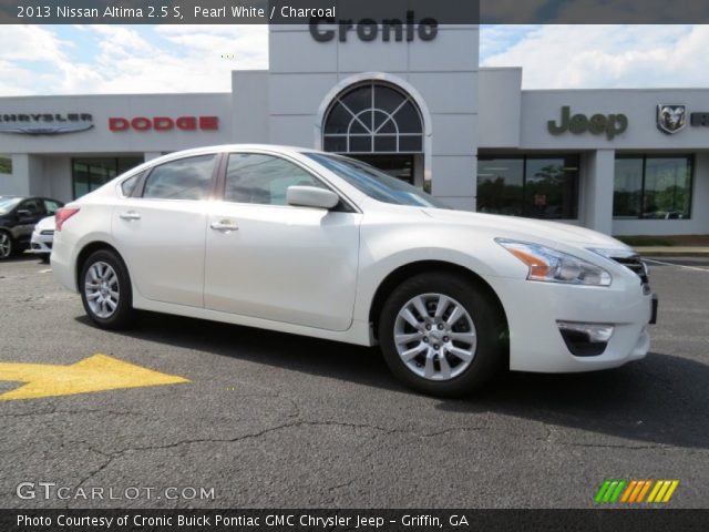 2013 Nissan Altima 2.5 S in Pearl White