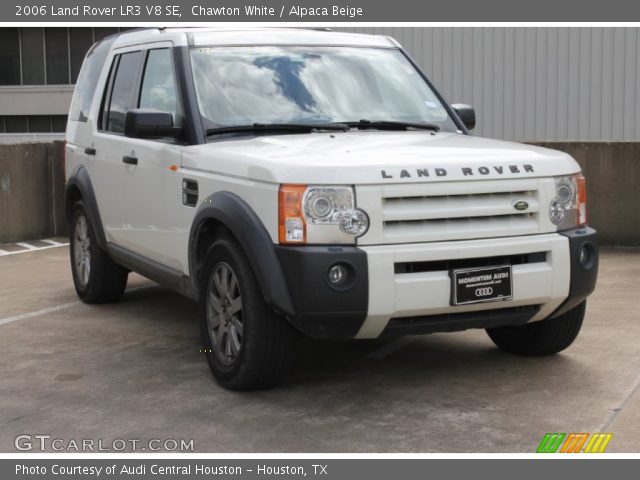 2006 Land Rover LR3 V8 SE in Chawton White
