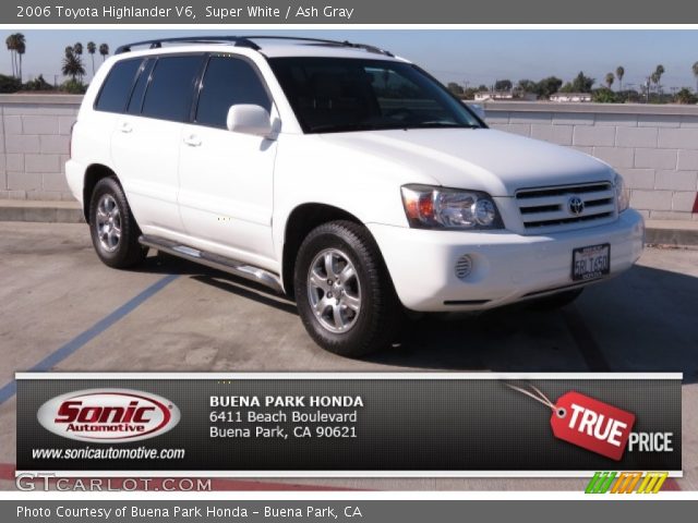 2006 Toyota Highlander V6 in Super White