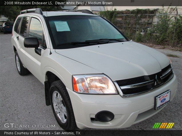 2008 Mitsubishi Endeavor LS in Dover White Pearl