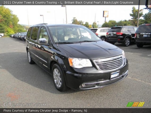 2011 Chrysler Town & Country Touring - L in Brilliant Black Crystal Pearl